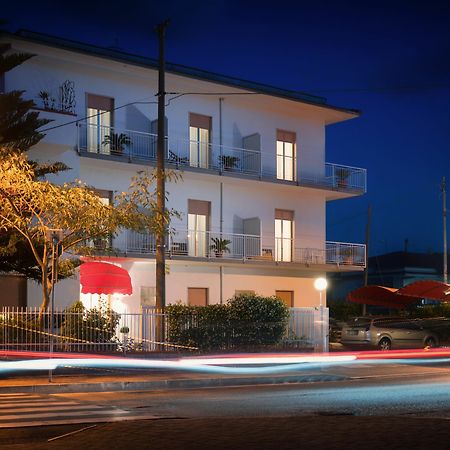Minturnae Hotel Scauri  Ngoại thất bức ảnh
