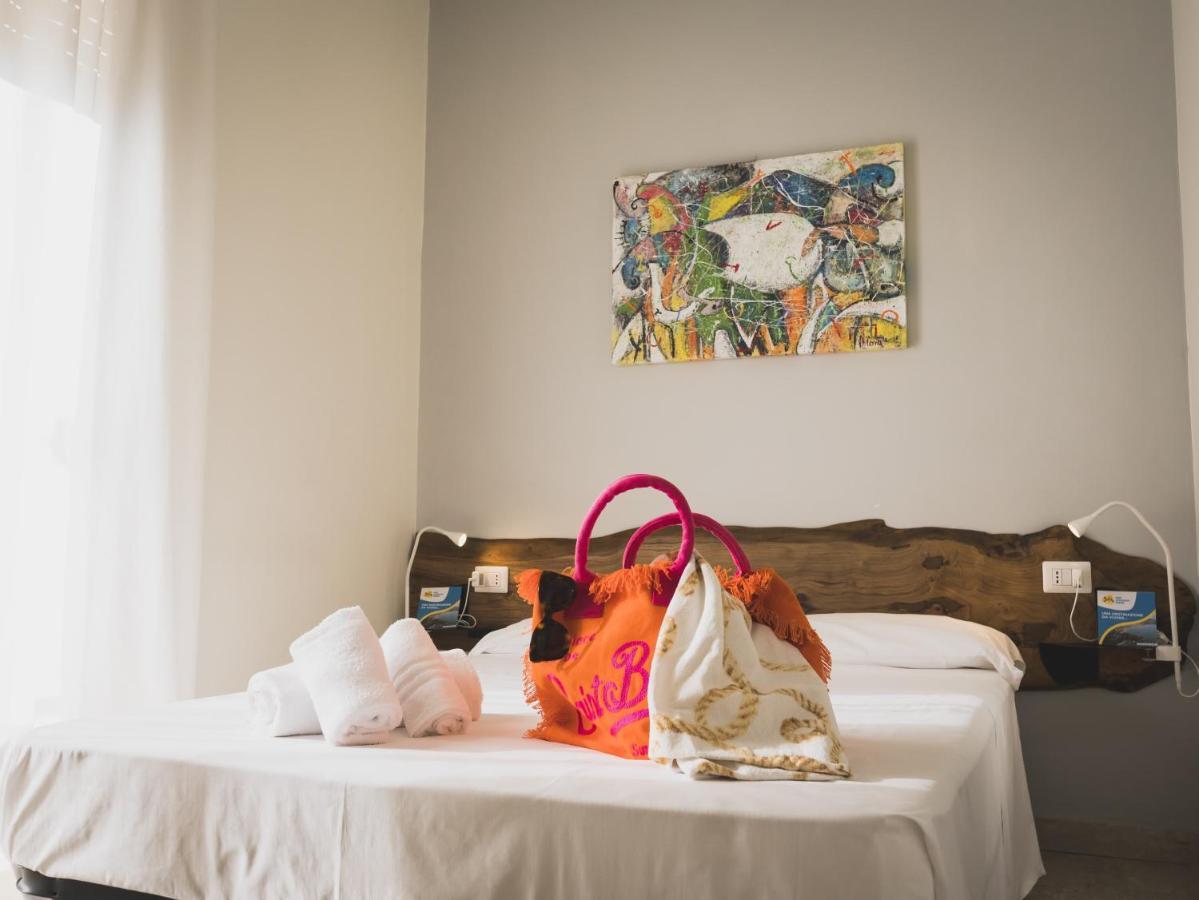 Minturnae Hotel Scauri  Ngoại thất bức ảnh